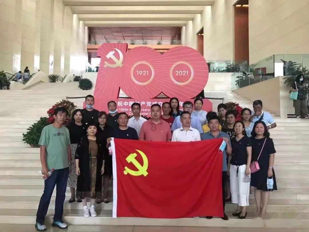 逃出小象森林